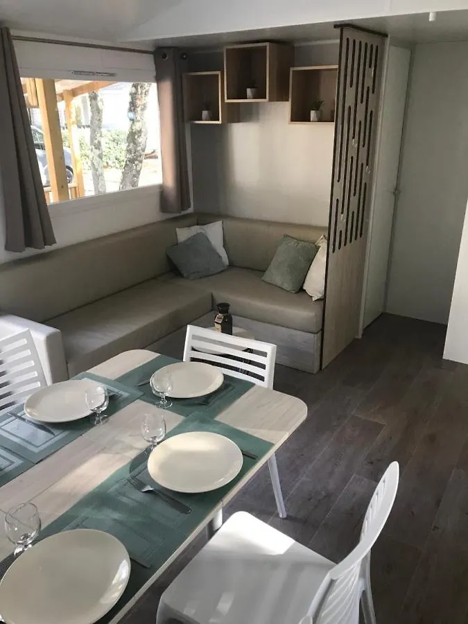 Campsite Chaussy55 Hotel Lagorce